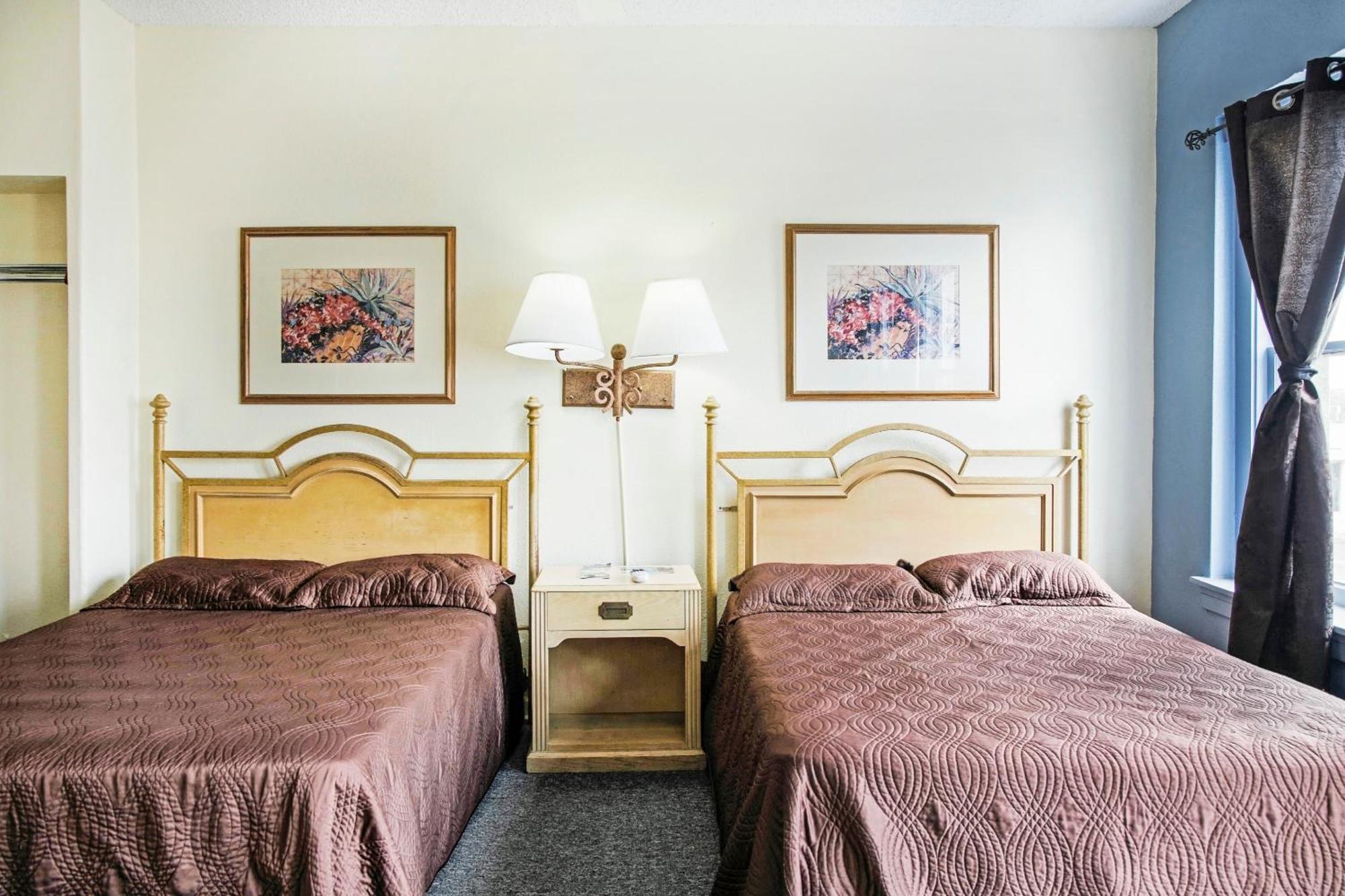 Oyo Historic Cameron Hotel Brownsville I-69E Eksteriør billede