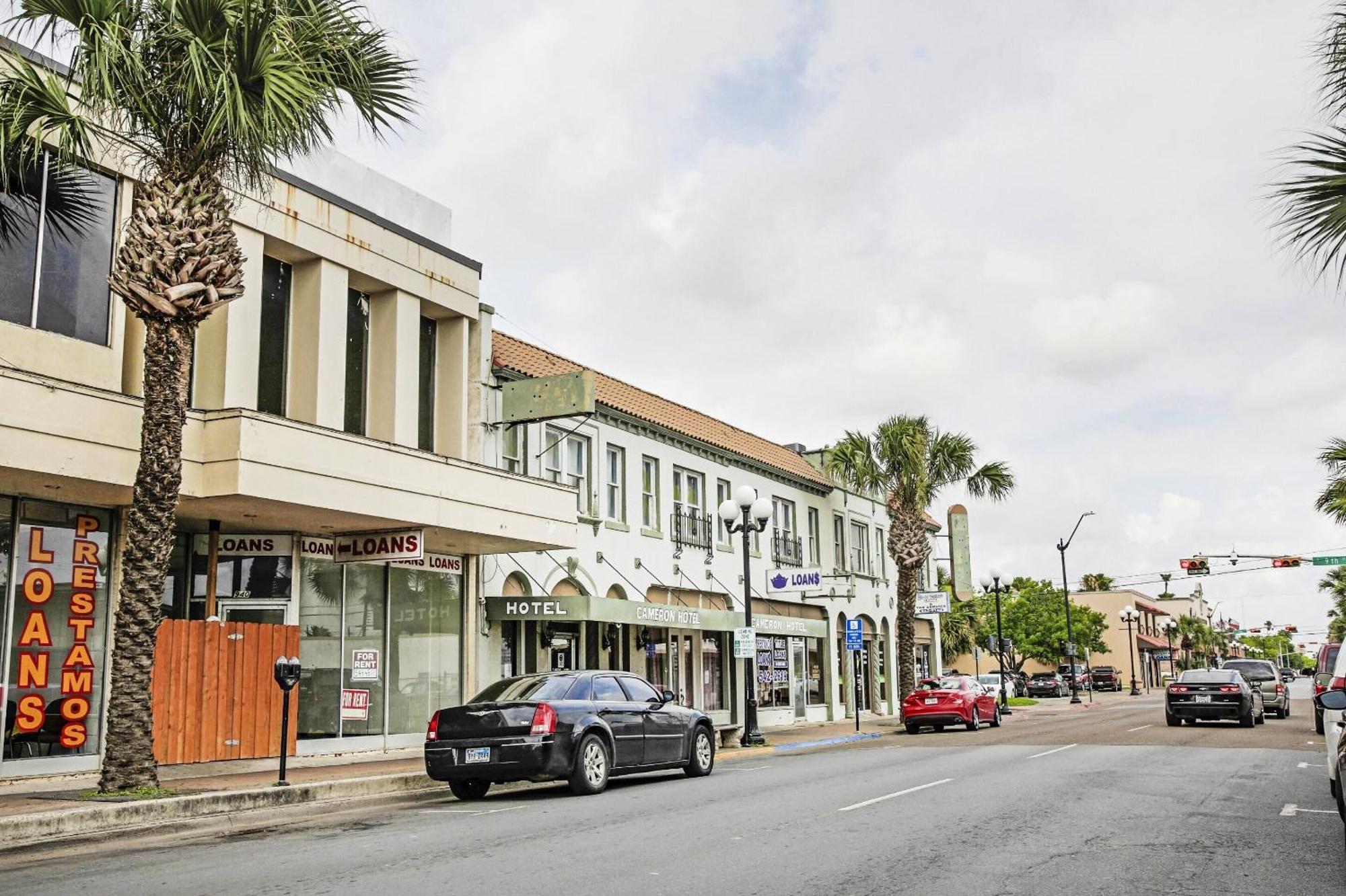 Oyo Historic Cameron Hotel Brownsville I-69E Eksteriør billede